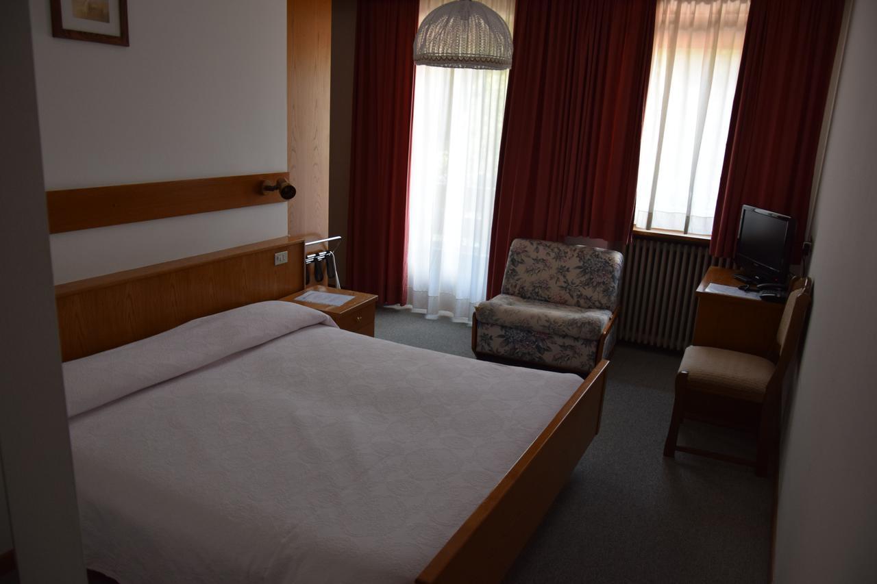 Hotel Alpenrose Alleghe Kültér fotó