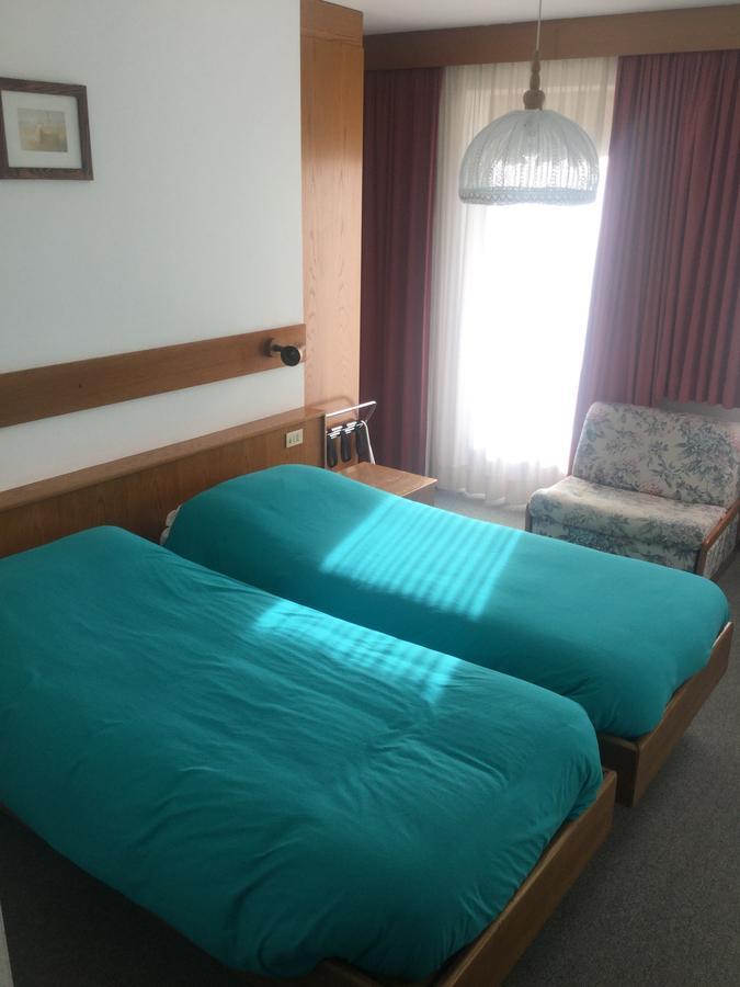 Hotel Alpenrose Alleghe Kültér fotó